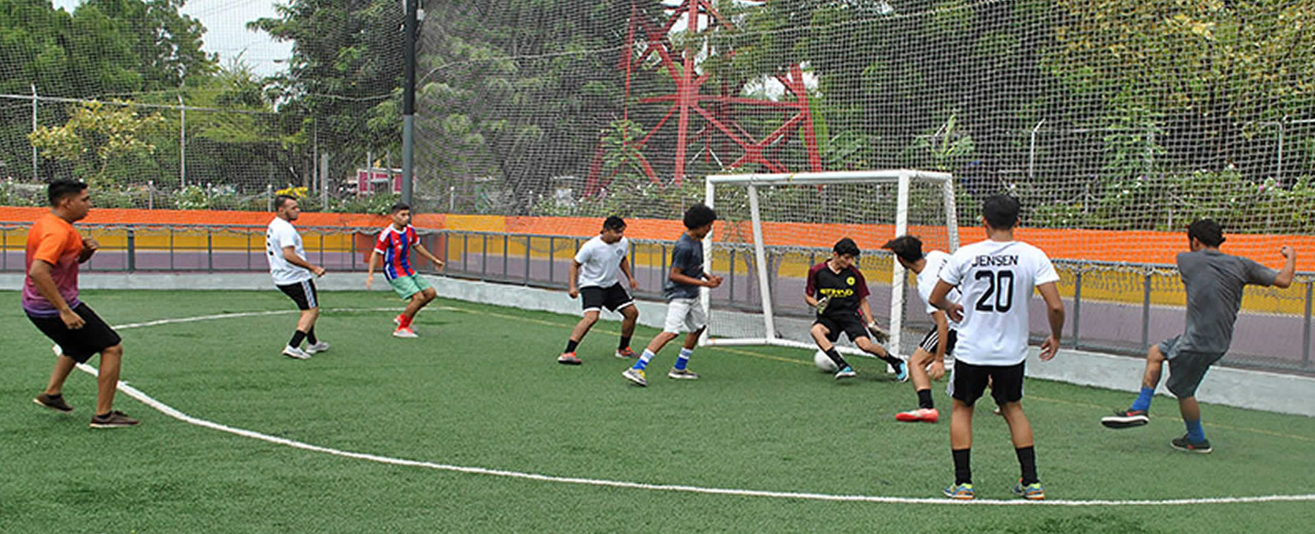 Experto Español imparte el "Curso FIFA para Instructores” a entrenadores