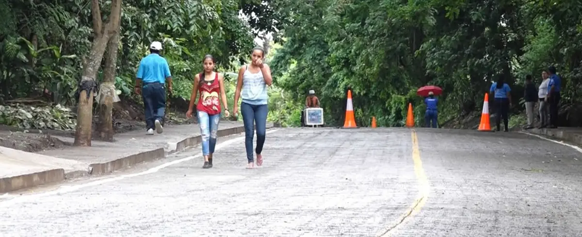Familias de Carazo y Masaya celebran mejoras de caminos