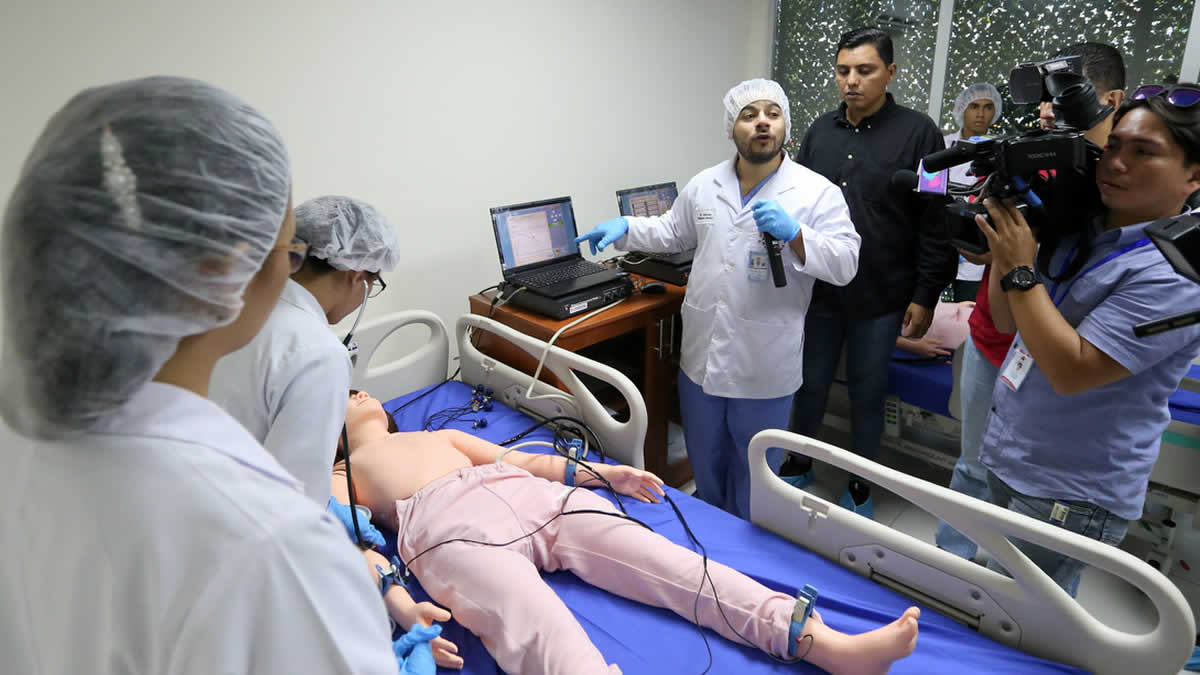 Hospital Escuela Militar Dr. Dávila introduce la simulación en la enseñanza médica