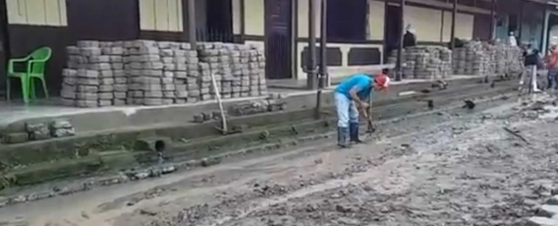 Inicia la rehabilitación vial de la Calle Central en la Ciudad Minera