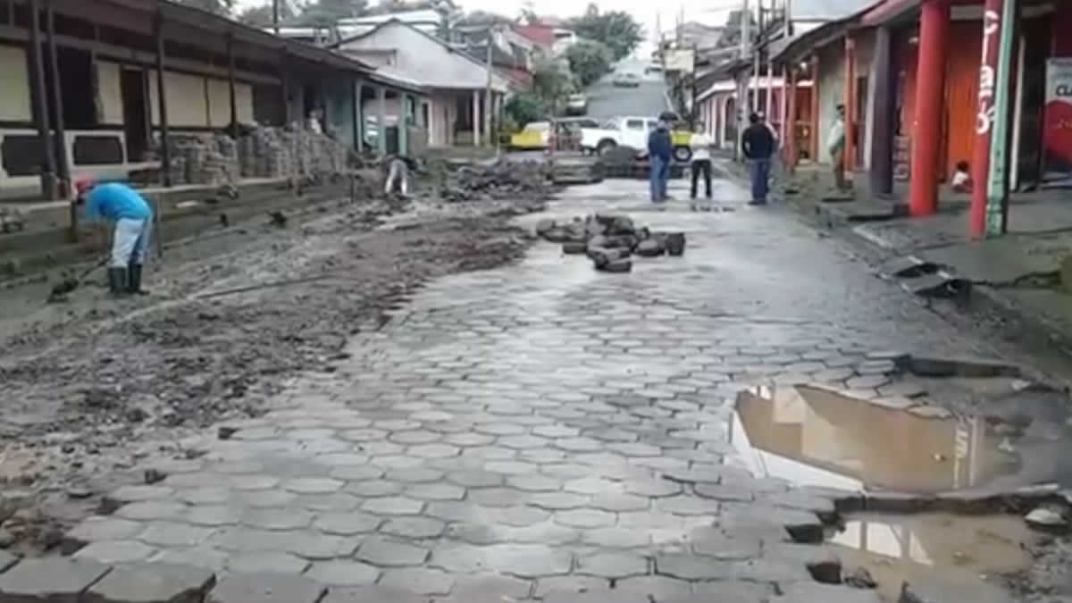 Inicia la rehabilitación vial de la Calle Central en la Ciudad Minera