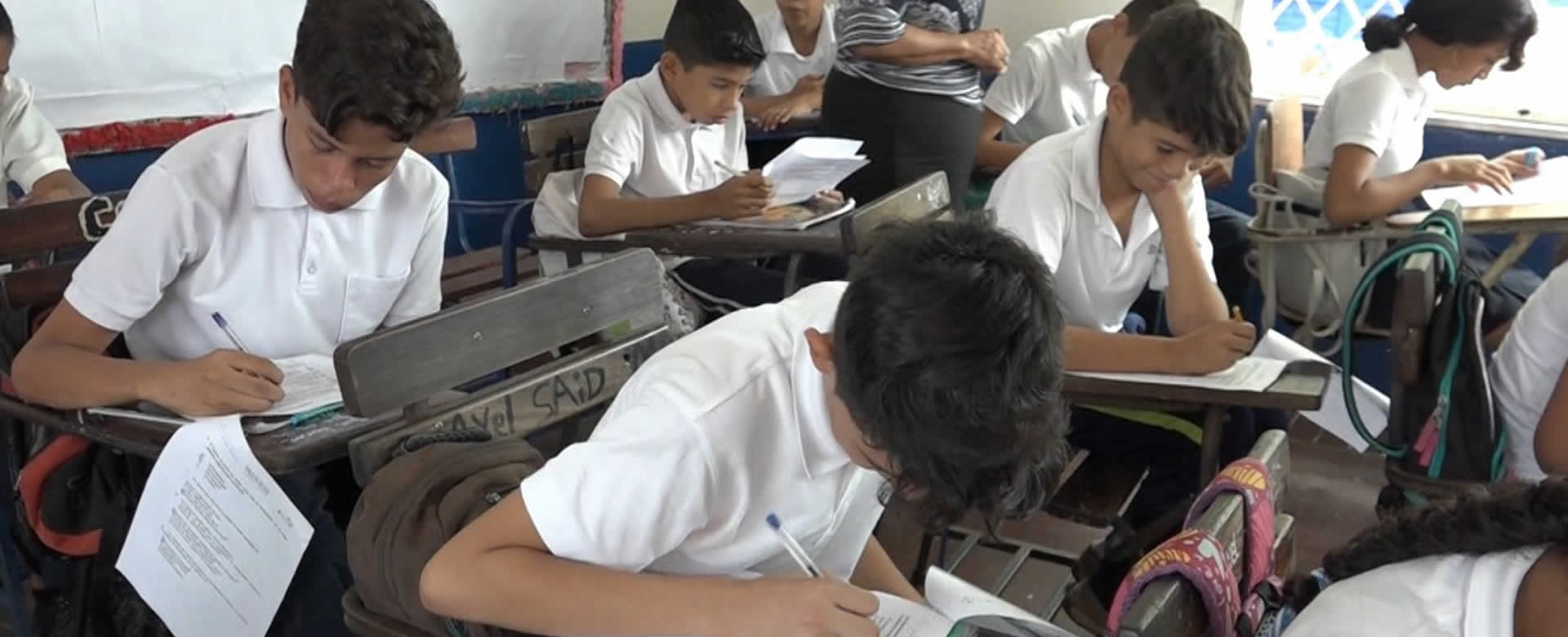 Inició el certamen escolar “Aprendiendo con Calidad”