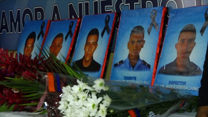 Masaya recuerda a policías caídos durante la intentona golpista