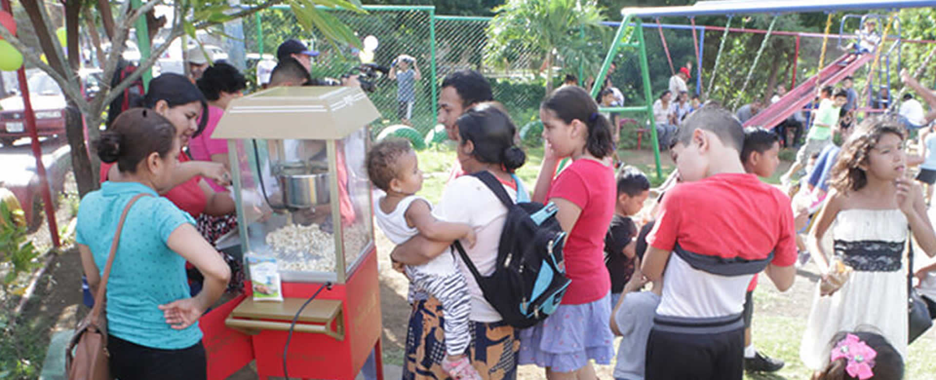 Niños celebran el Triunfo de la Revolución Sandinista en el Parque Unidad de Propósitos