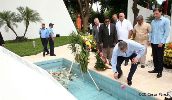 Anatoli Bíbilov: "El presidente Daniel también es héroe de Osetia del Sur”