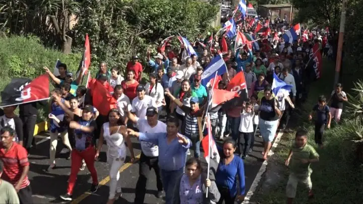 Familias de El Crucero celebran 40 aniversario de su liberación