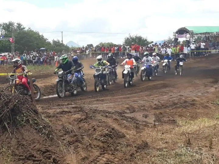 Leoneses estrenan nueva pista de Motocross "La Cieba"