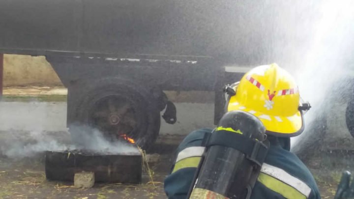 Bomberos Unificados ejercicio preparación