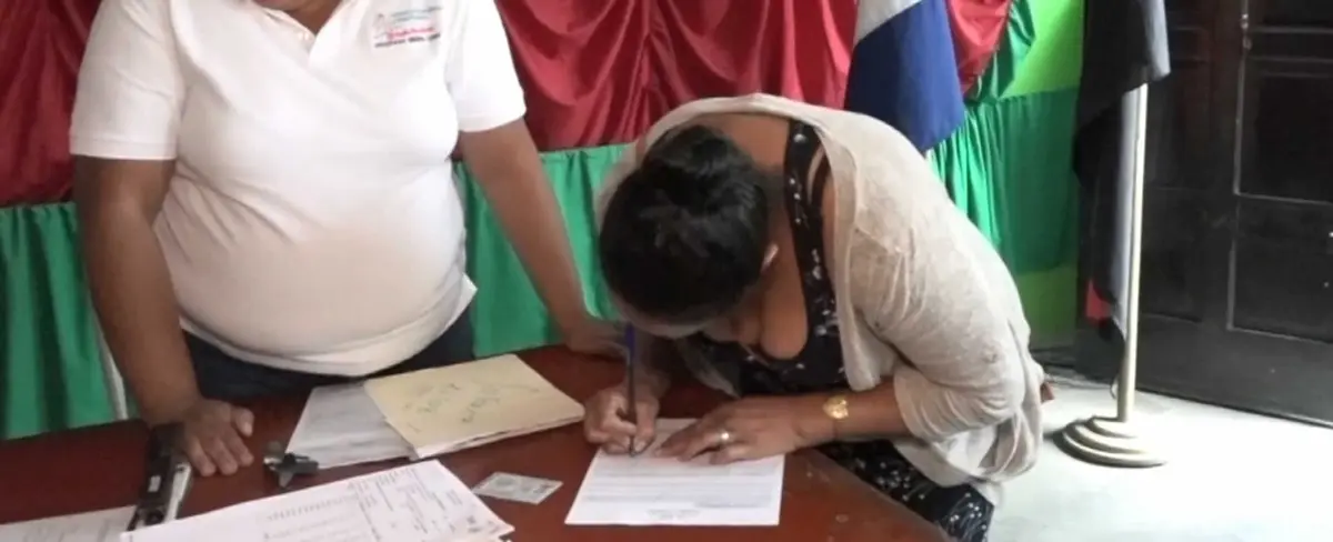 Familias reciben prestamos del programa Usura Cero en Jalapa