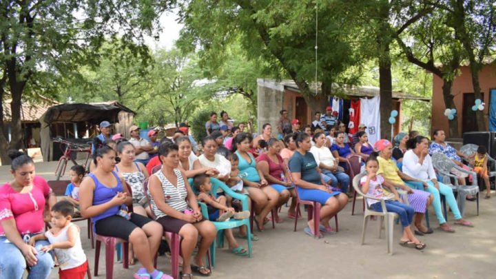Familias sistema bombeo León