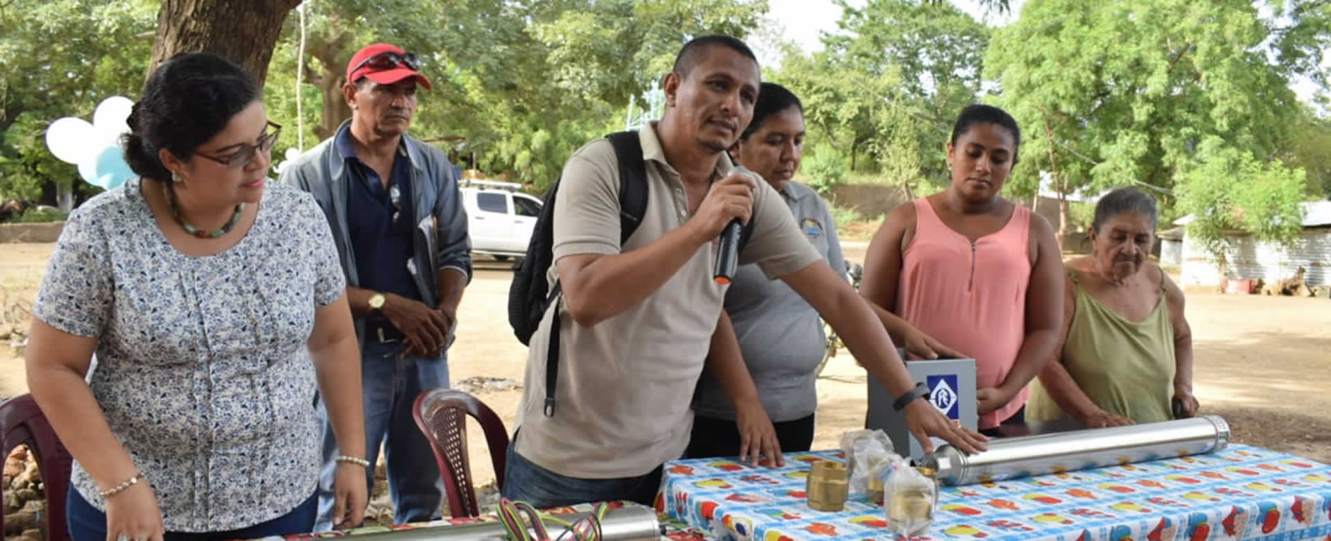 Familias de la Comunidad Las Brisas reciben sistema de bombeo en León