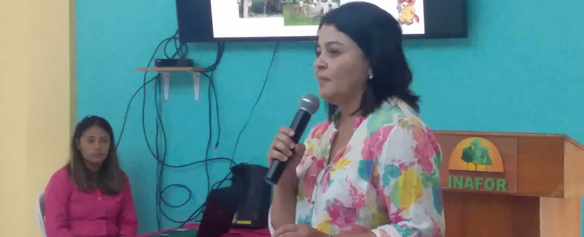 INAFOR brinda taller de especies forestales óptimas en la región del pacífico