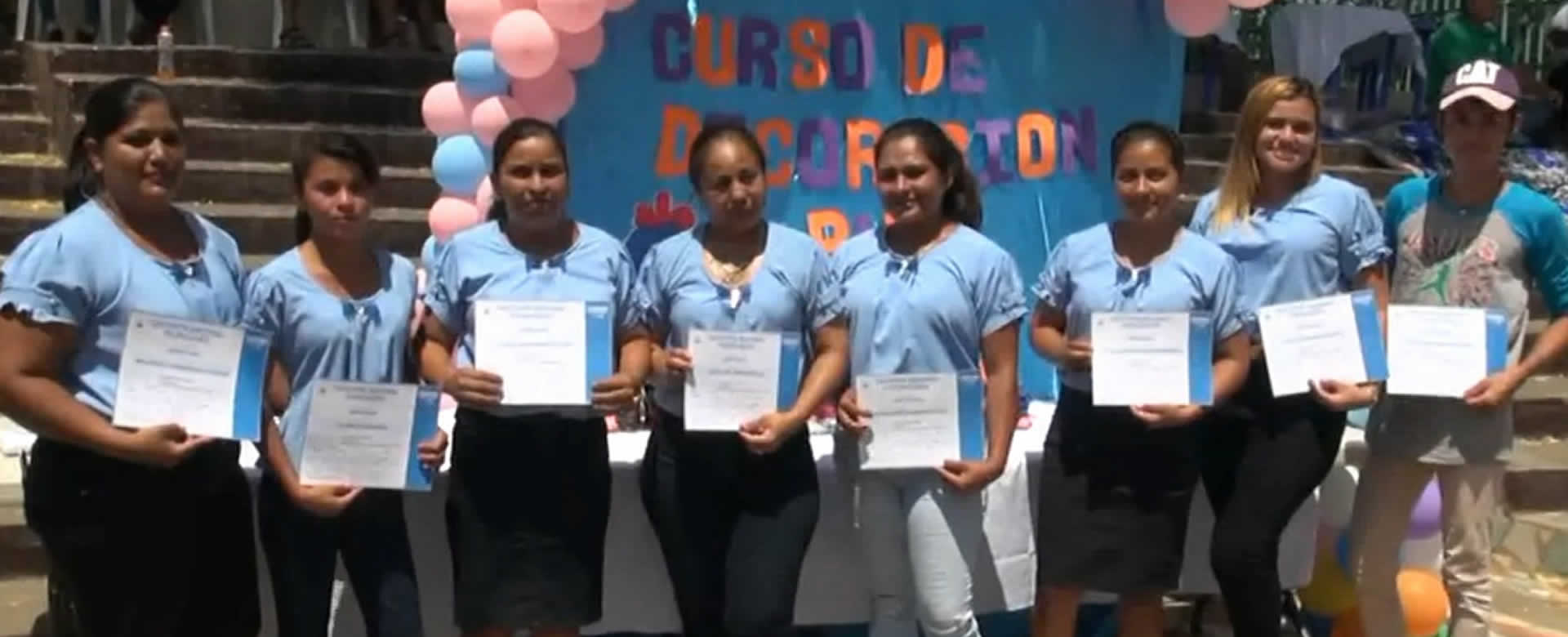 Más jóvenes se gradúan de la Escuela de Oficios de San Rafael del Sur