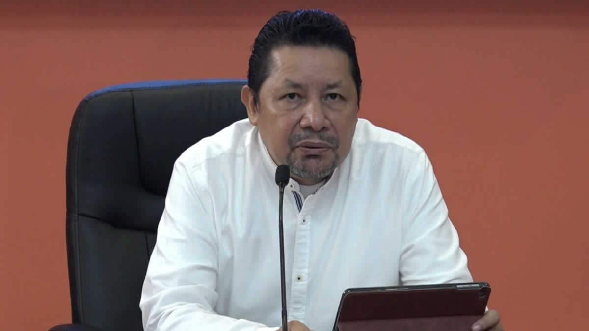 MINED entregará equipos tecnológicos a escuelas de secundaria a distancia