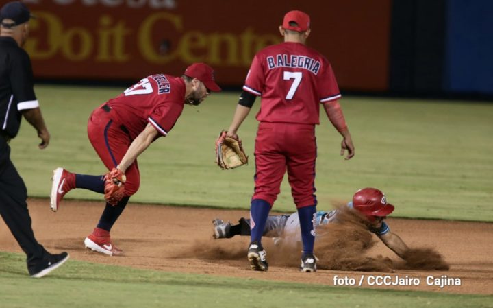 La Maquinaria Roja arrebata clasificación a Las Brumas y llega a la semifinal