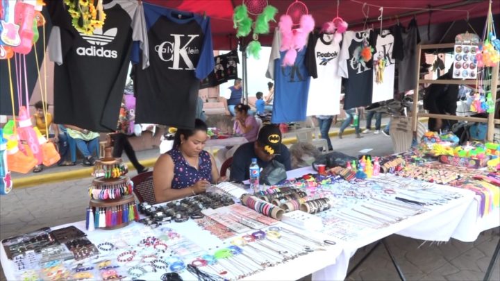 Niquinohomo celebra su 57 aniversario con feria gastronómica y artesanal