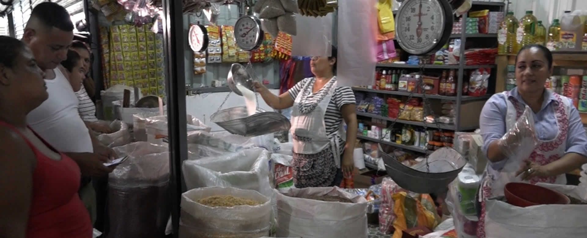 Oriental registra buena afluencia con la Feria de la Economía Familiar