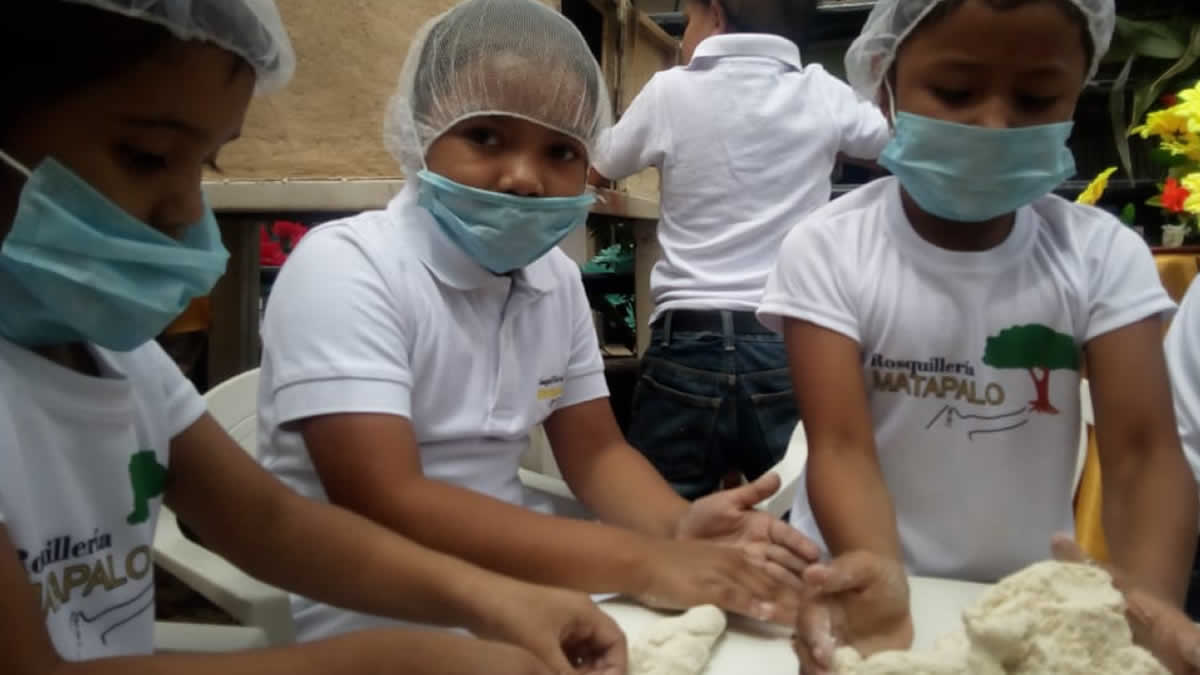 Pobladores de Somoto y Yalagüina realizan el 8vo festival de las rosquillas