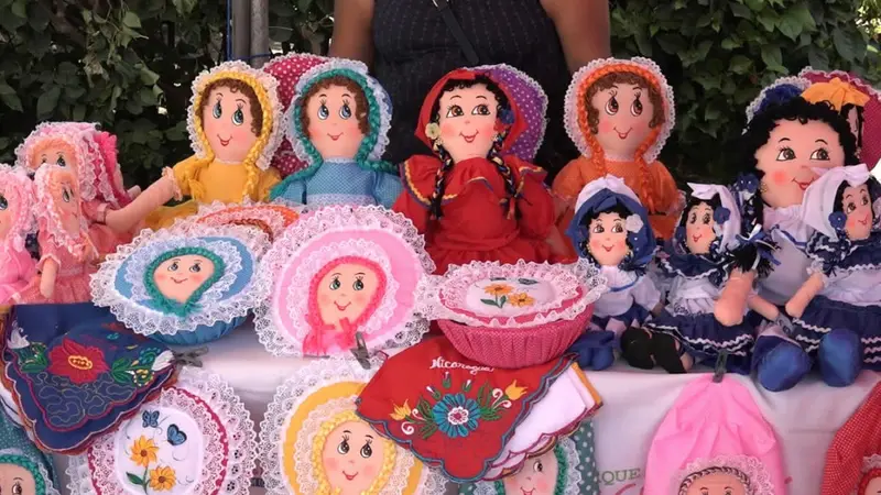 Protagonistas participan del Festival Cultural Agostino en el Puerto Salvador Allende         