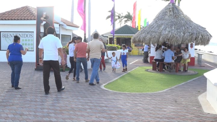 Atracciones del Puerto Salvador Allende enamoran a familias nicaragüenses 