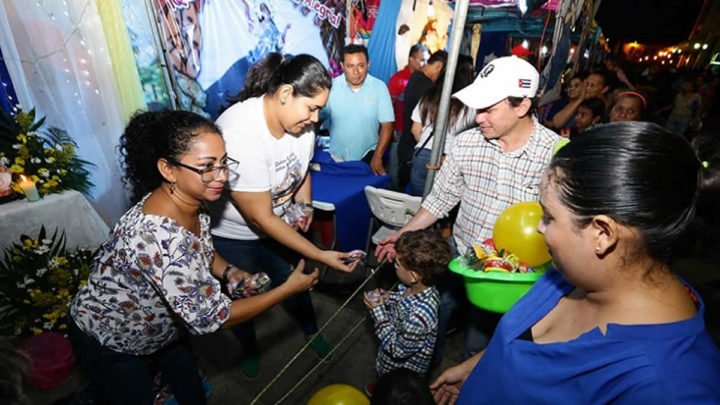 devotos Gritería chiquita león 