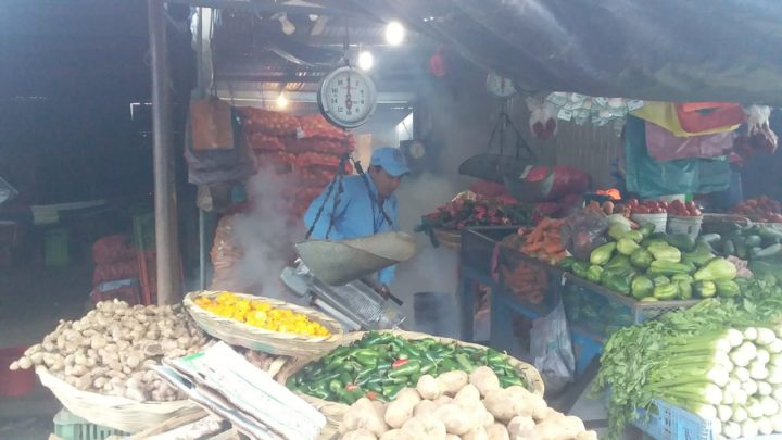 Realizan jornada de limpieza y fumigación en el mercado de Masaya
