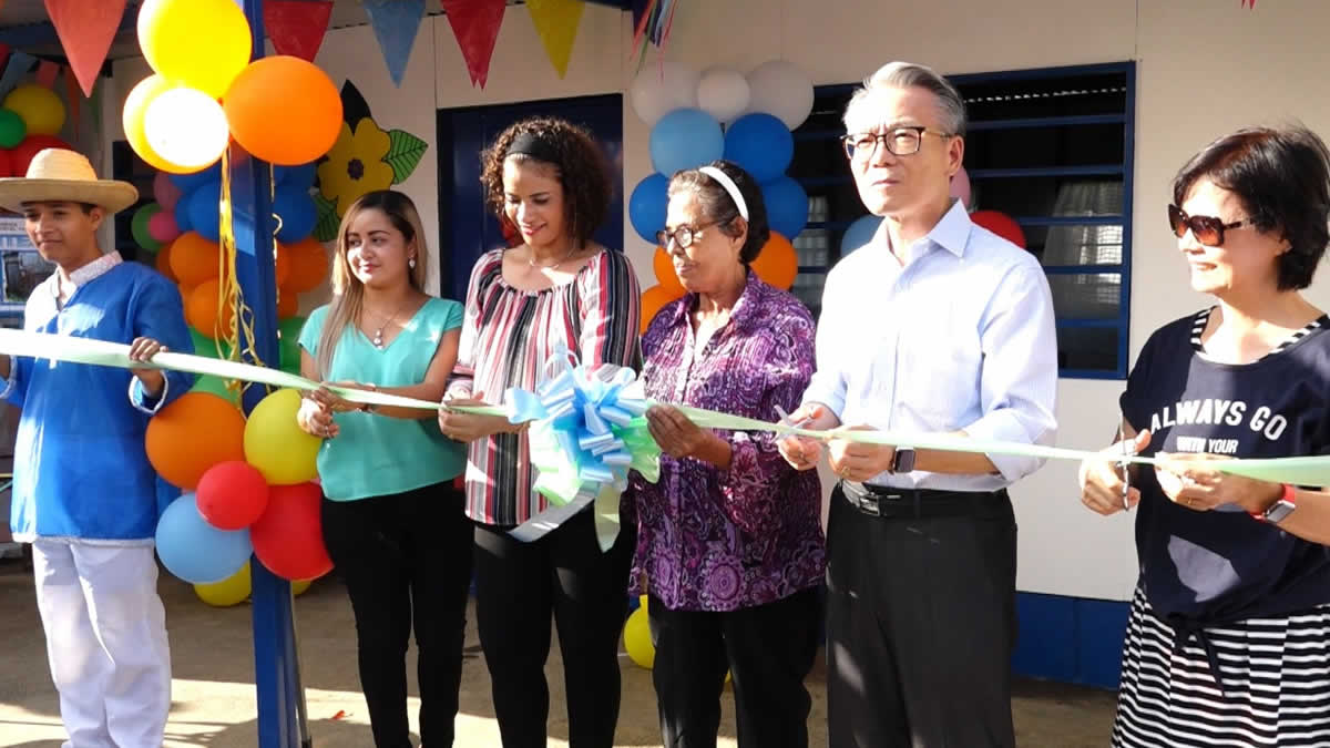 ALMA entrega la vivienda número 164 en el barrio Laureles Norte