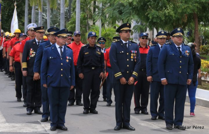 Benemérito Cuerpo de Bomberos celebra 83 aniversario de fundación