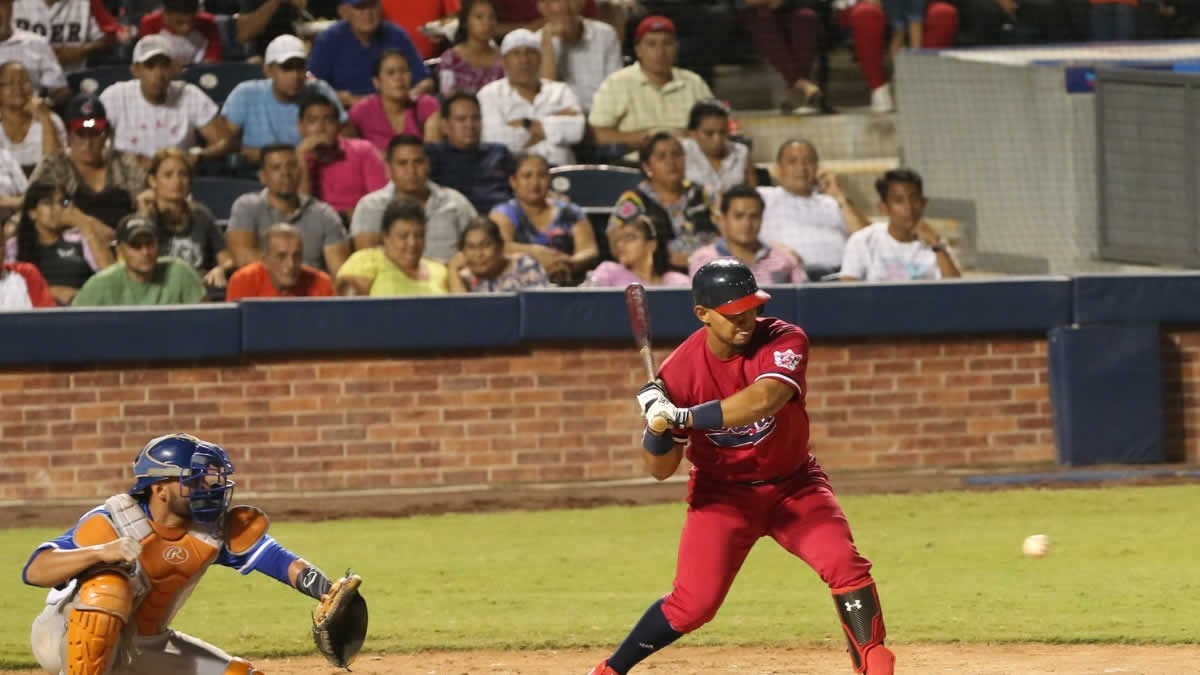 Bóer receta lluvia de jonrones a los Dantos y empatan la serie semifinal