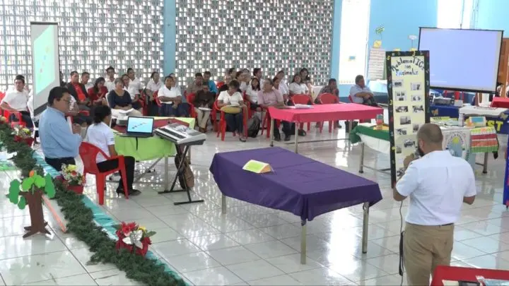 Certamen nacional mejor docente