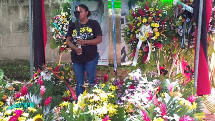 Corrida antorcha héroes nandaime