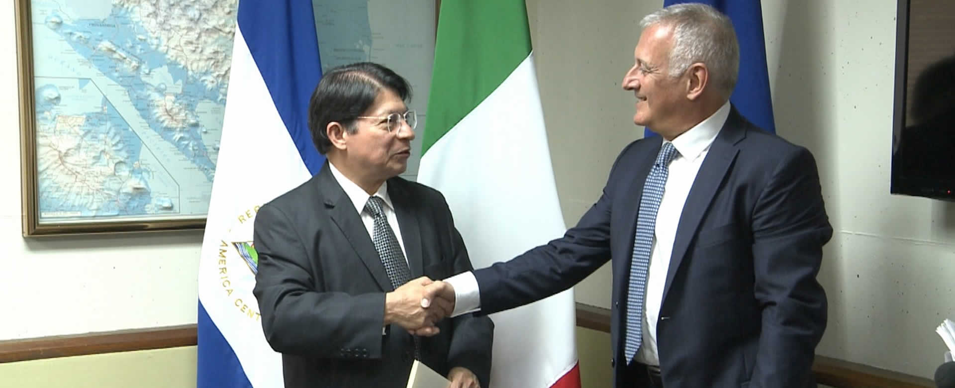Embajador de Italia presenta Cartas Credenciales ante Cancillería