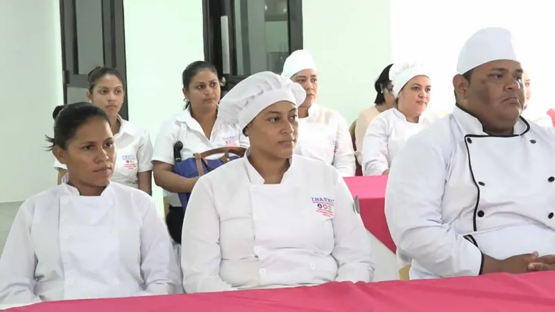 Estudiantes del INATEC realizan el I concurso de Recetas Saludables