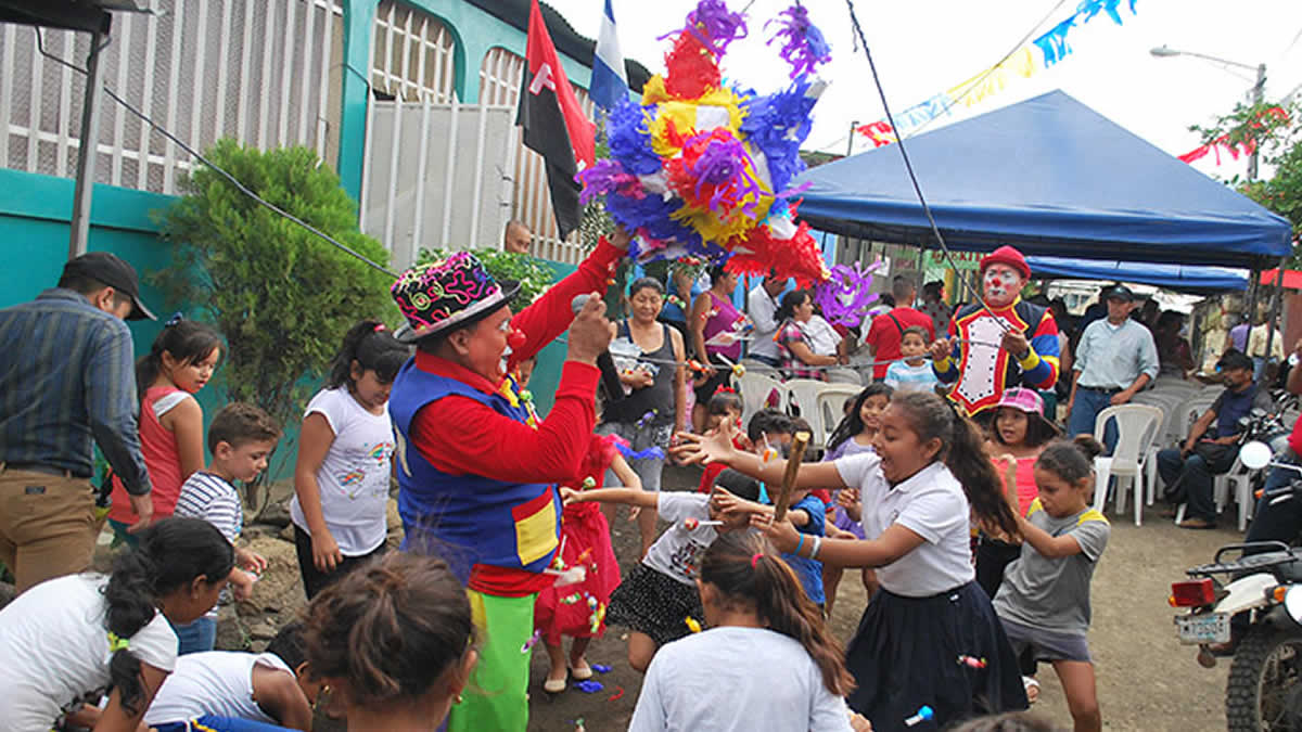 Familia reciben con amor una vivienda digna en el barrio Alexis Argüello