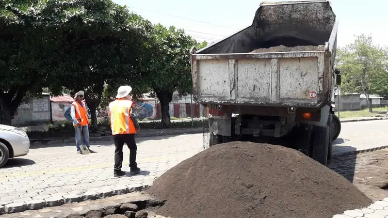 Fuertes lluvias afectan las calles y viviendas de los barrios en Managua