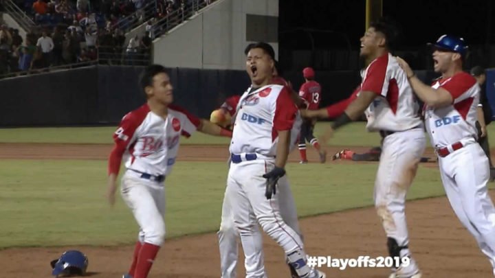 Javier Robles, el héroe que asegura la final al Bóer