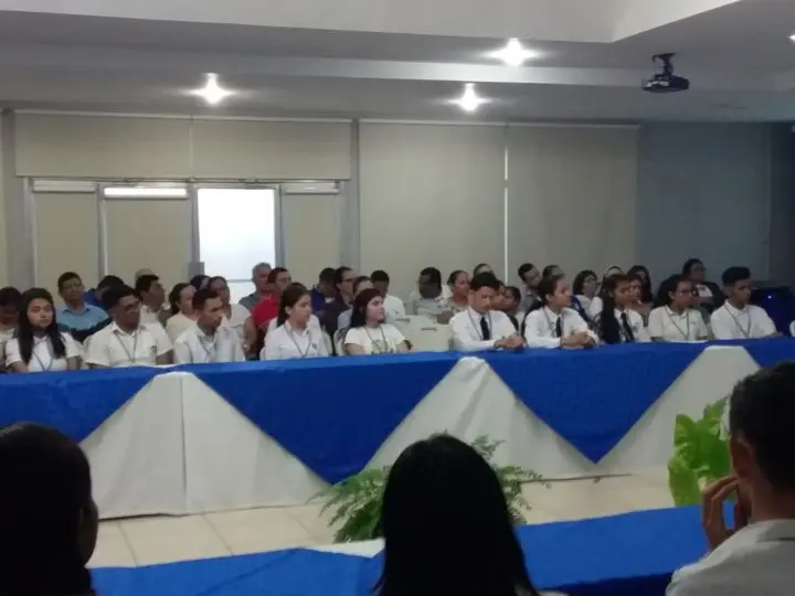 MINED elige al mejor estudiante de secundaria de Nicaragua 