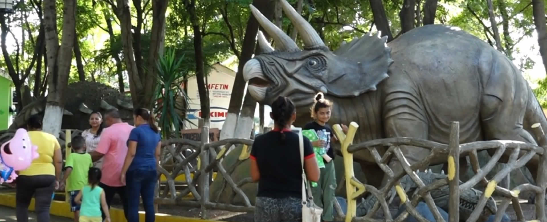 Nicaragüenses disfrutan de los diferentes destinos turísticos de Masaya