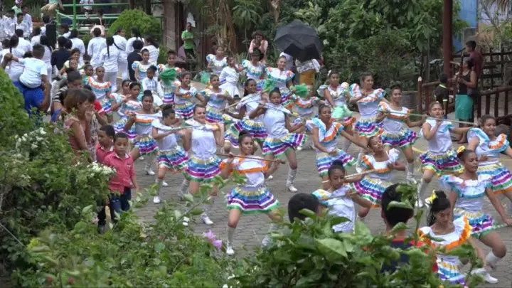Parque Nacional feria desfile