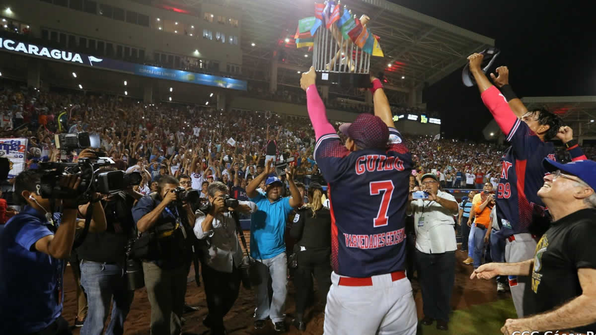 Sandor Guido lleva una cola de éxitos en el béisbol