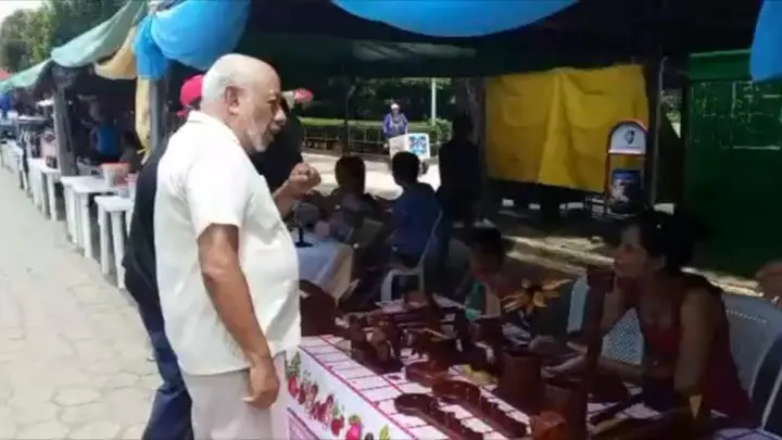 MEFCCA realiza Feria de emprendedores juveniles en Juigalpa