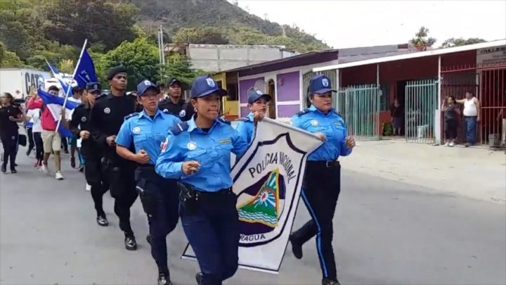 Jinotega realiza maratón de relevo de bandera nacional
