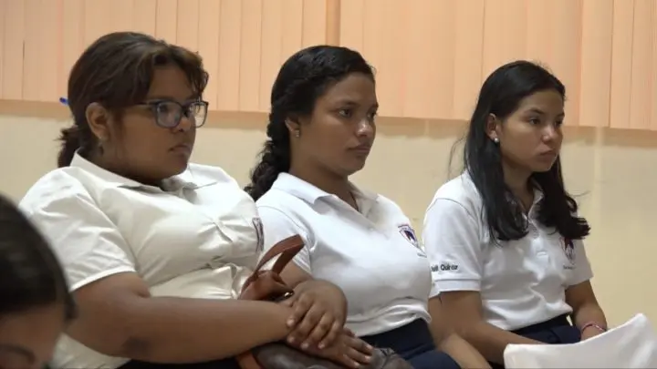 MINED lanza el programa reforzamiento escolar en línea
