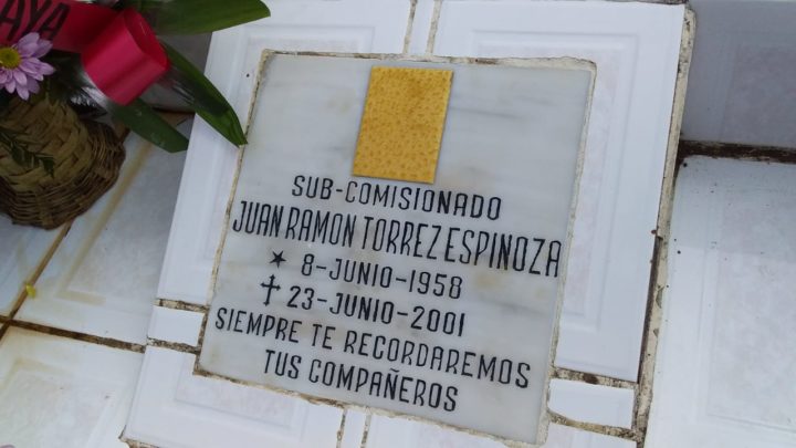 policía masaya ofrendas florales