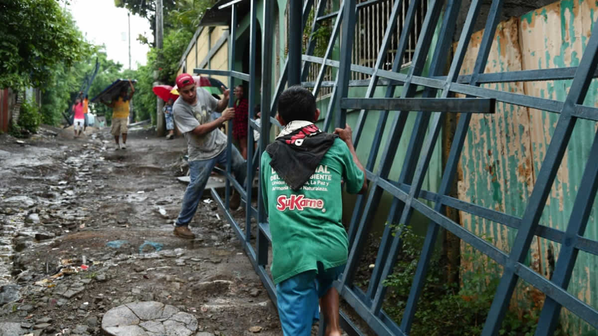 Alcaldía de Managua brinda soluciones a familias afectadas por lluvias