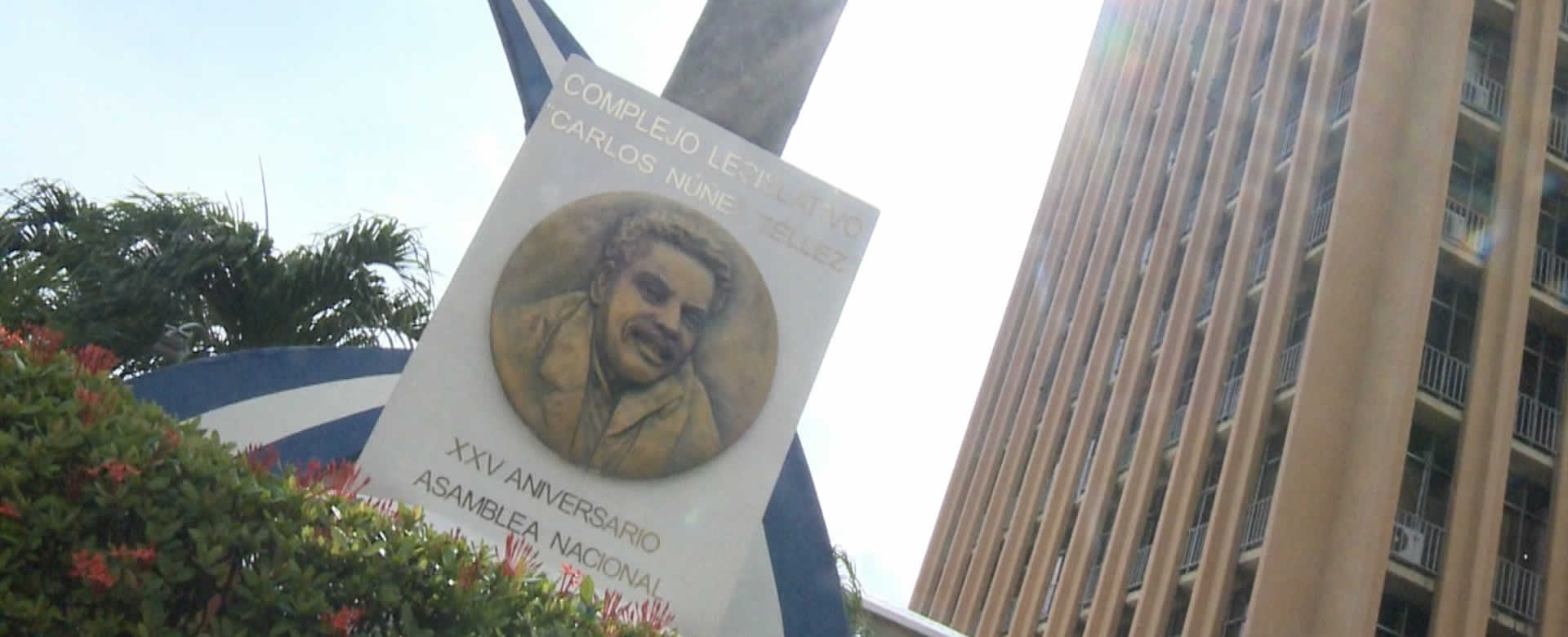 Asamblea Nacional rinde homenaje al Comandante Carlos Núñez