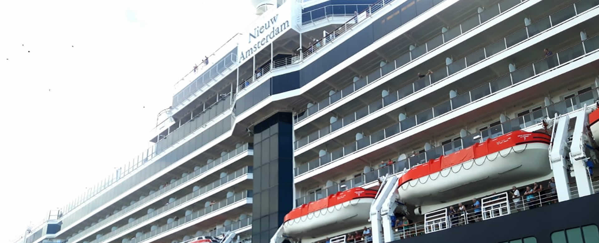 Atraca el Crucero Nieuw Ámsterdam con más de 2 mil tripulantes