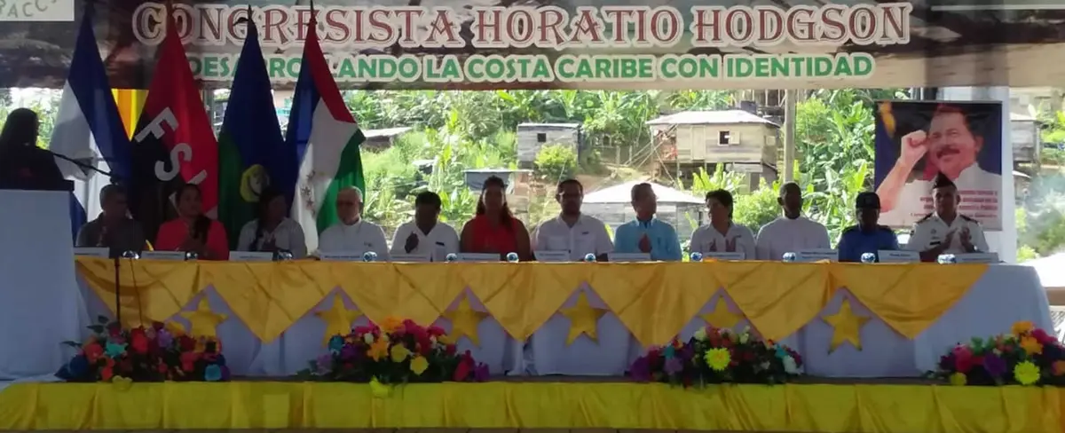 Autoridades de Bluefields pre-inauguran terminal de buses