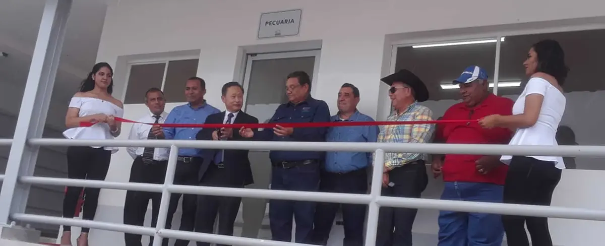Autoridades inauguran "Matadero San Isidro" en el Rama, Caribe Sur
