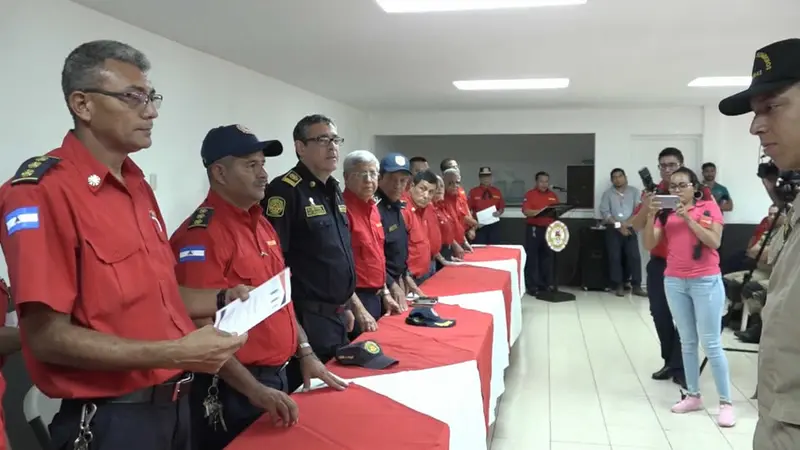 Bomberos clausuran el II Curso de Rescate en Inundaciones Urbanas